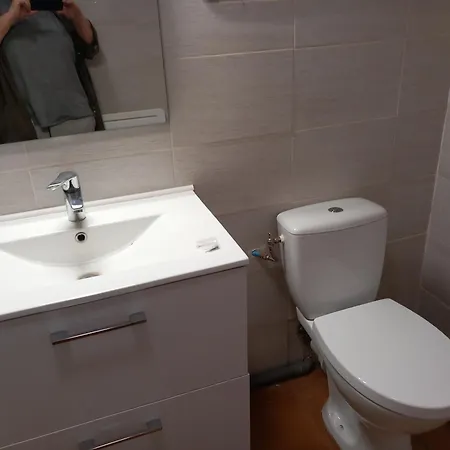 Maupas Apartment